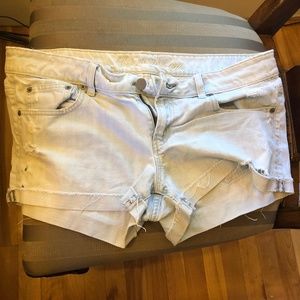 American Eagle Shorts Size 12